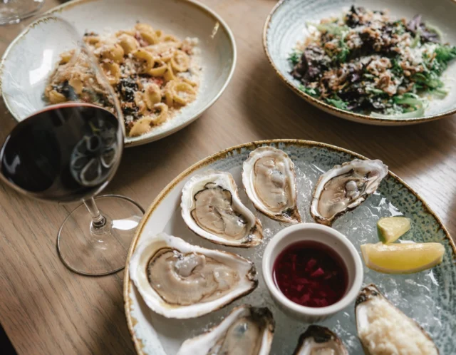 Oyster Heist Thursday! 

Our patio is officially closed for the season, but you can still join us for $2 oysters all night long + happy hour menu from 4-6pm in the bar.  See you soon! 🍷